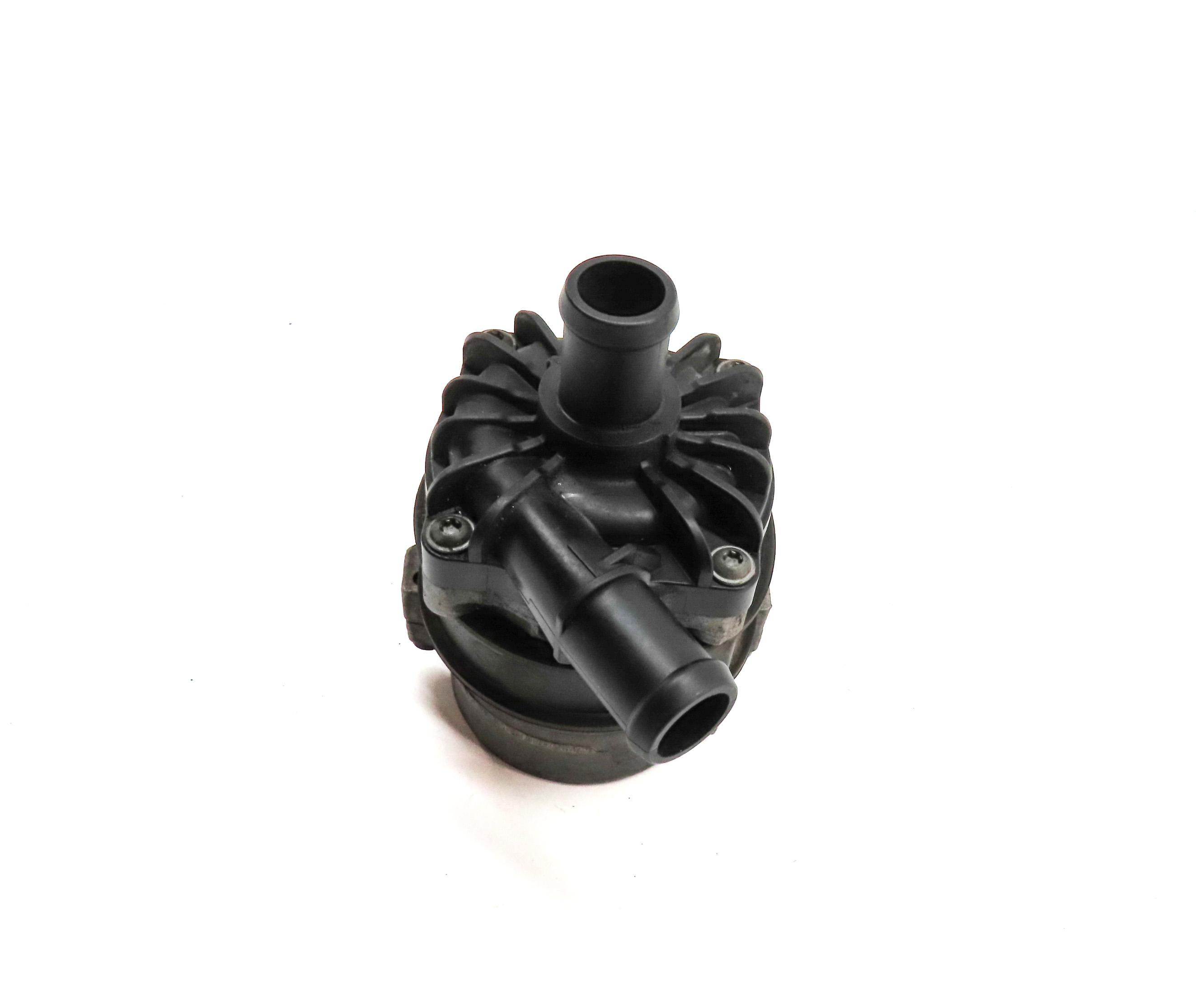 2015 PORSCHE CAYENNE HYBRID (958) 3.0L ENGINE AUX AUXILIARY WATER COOLANT PUMP — exact item pictured